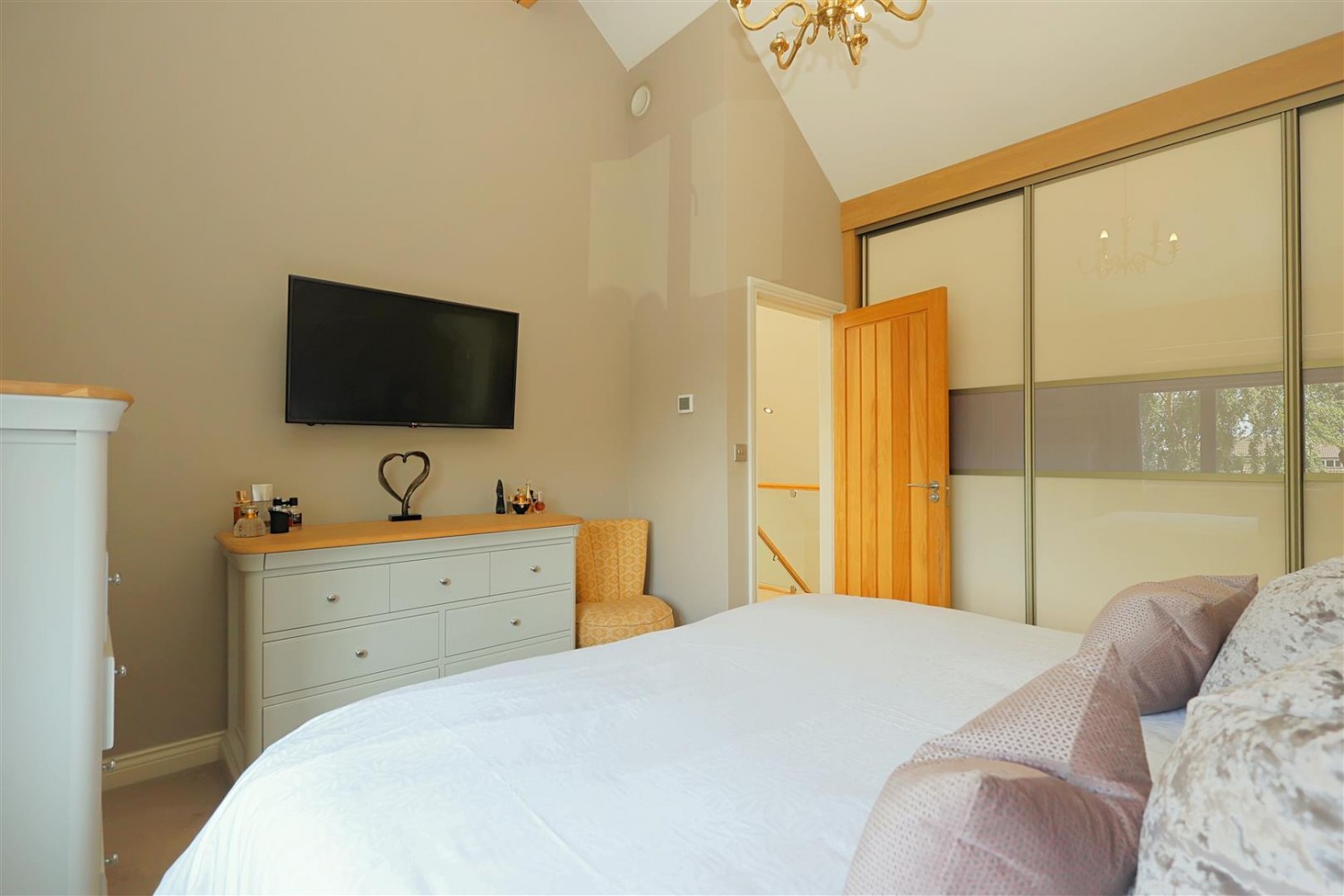 3 bedroom House for sale in Windmill Hill, Pudsey