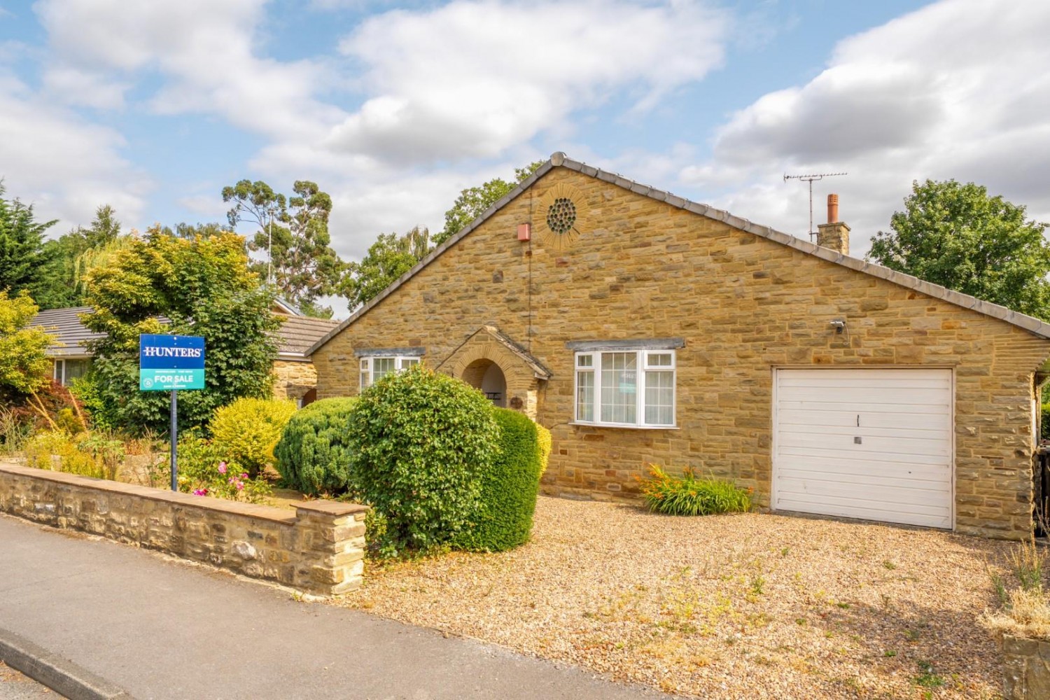 4 bedroom Bungalow for sale in Beck Lane, Collingham, Wetherby