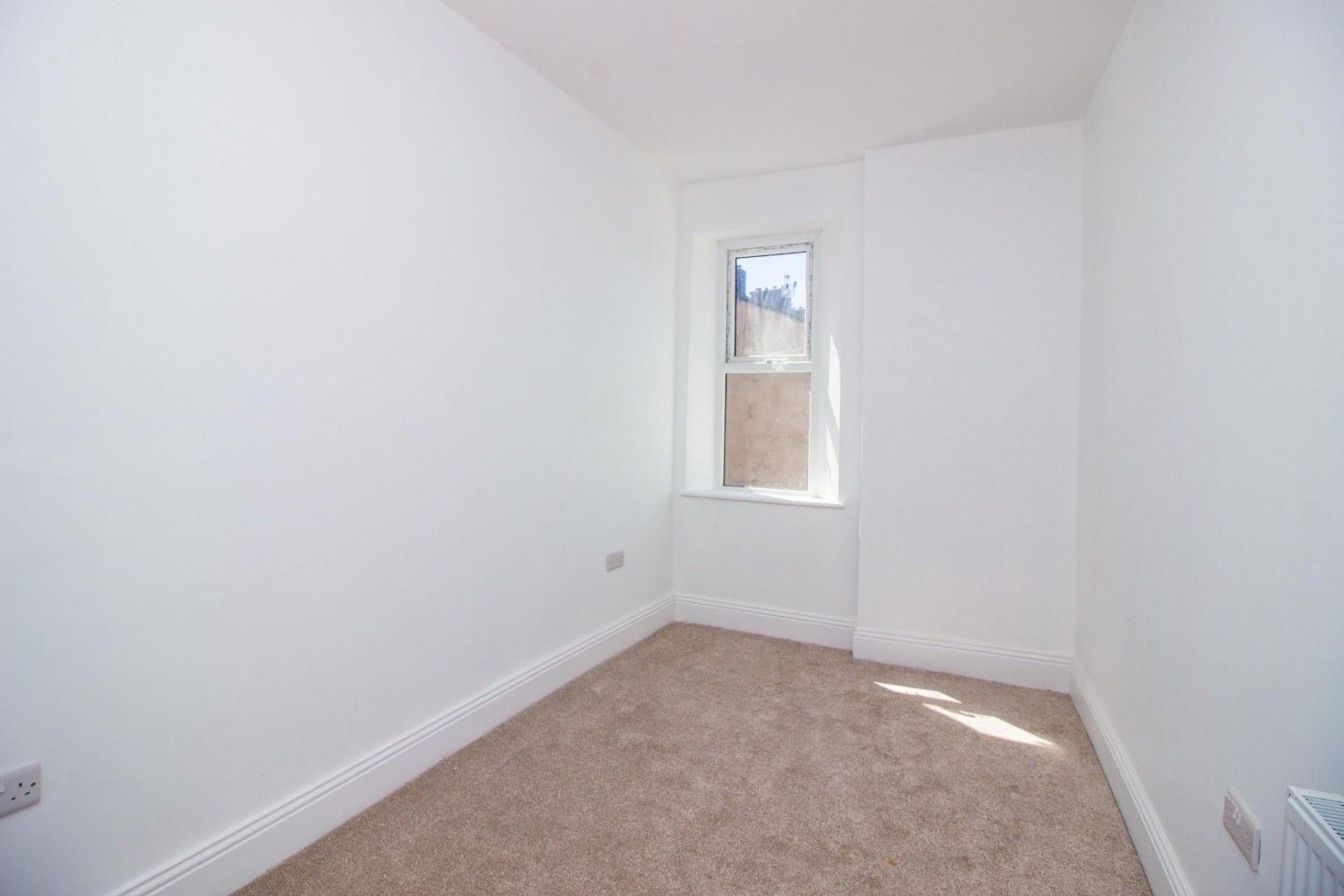 3 bedroom House to let in Sough Road, Darwen