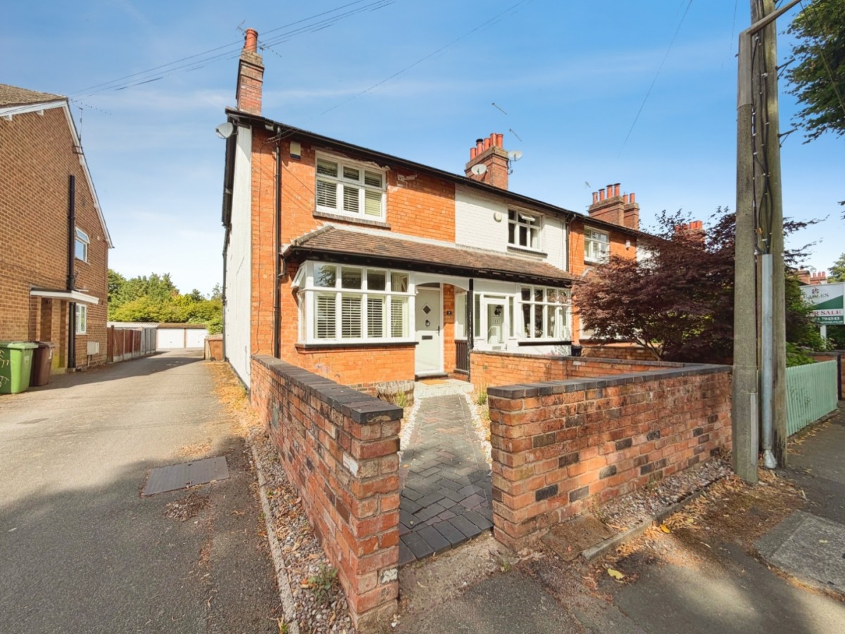 Broomfields Avenue, Solihull B91 2NP