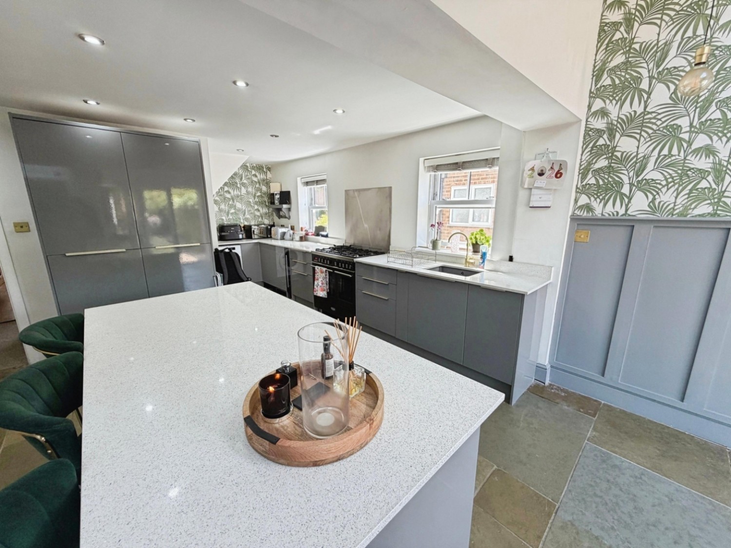 3 bedroom House to let in Broomfields Avenue, Solihull B91 2NP