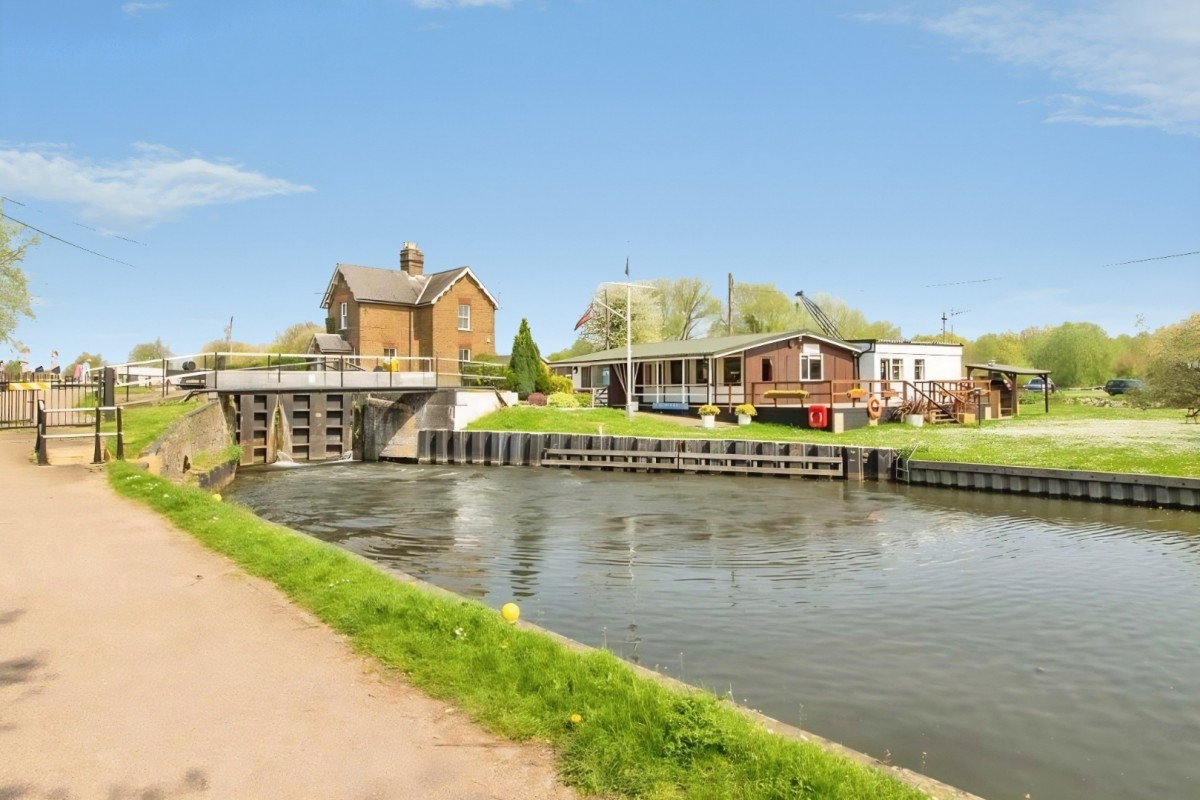 River Meads, St Margarets