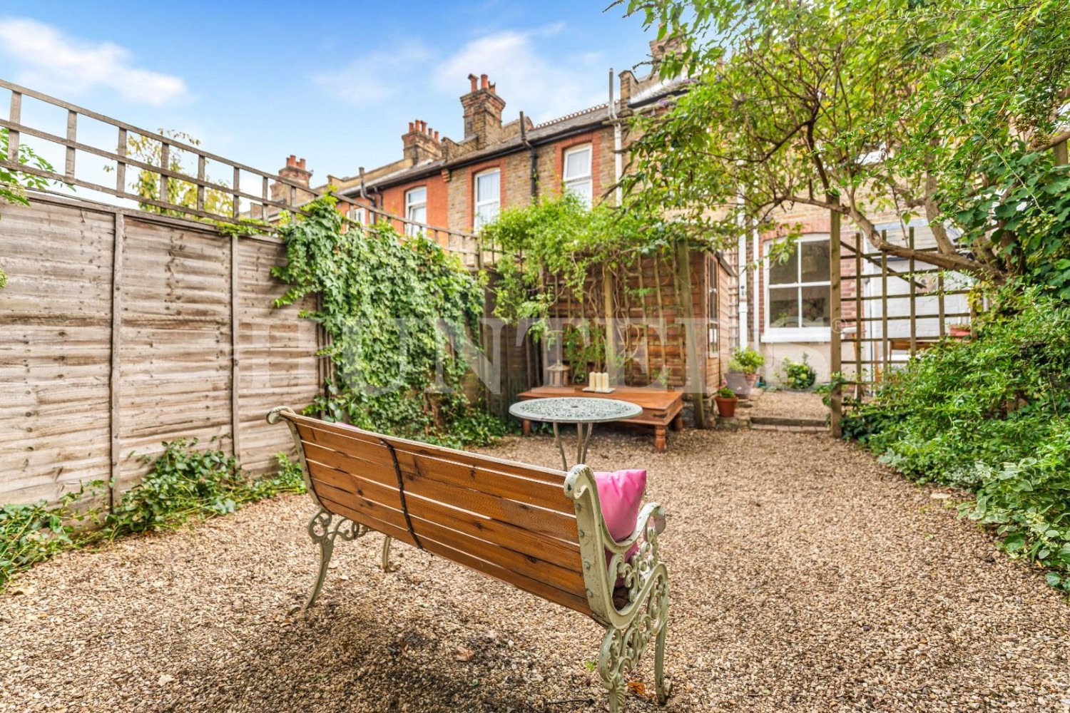 2 bedroom House for sale in Sherringham Avenue, London