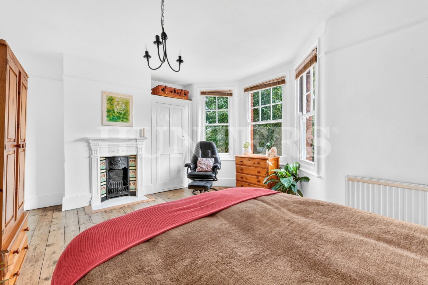 2 bedroom House for sale in Sherringham Avenue, London