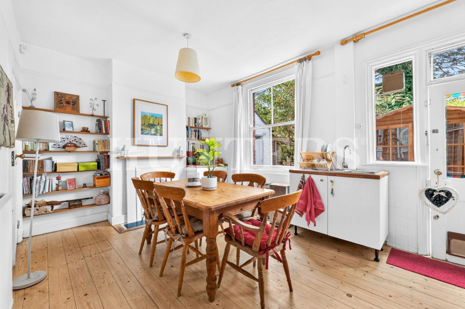 2 bedroom House for sale in Sherringham Avenue, London