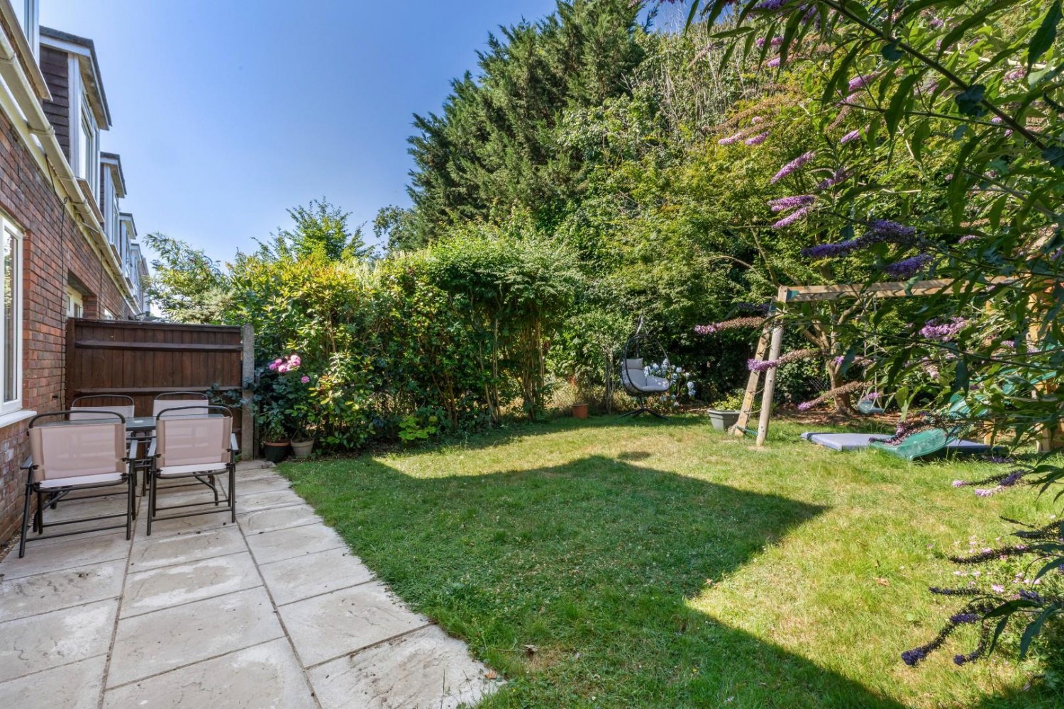 3 bedroom House for sale in The Gowers, Amersham, Buckinghamshire, HP6 6ER