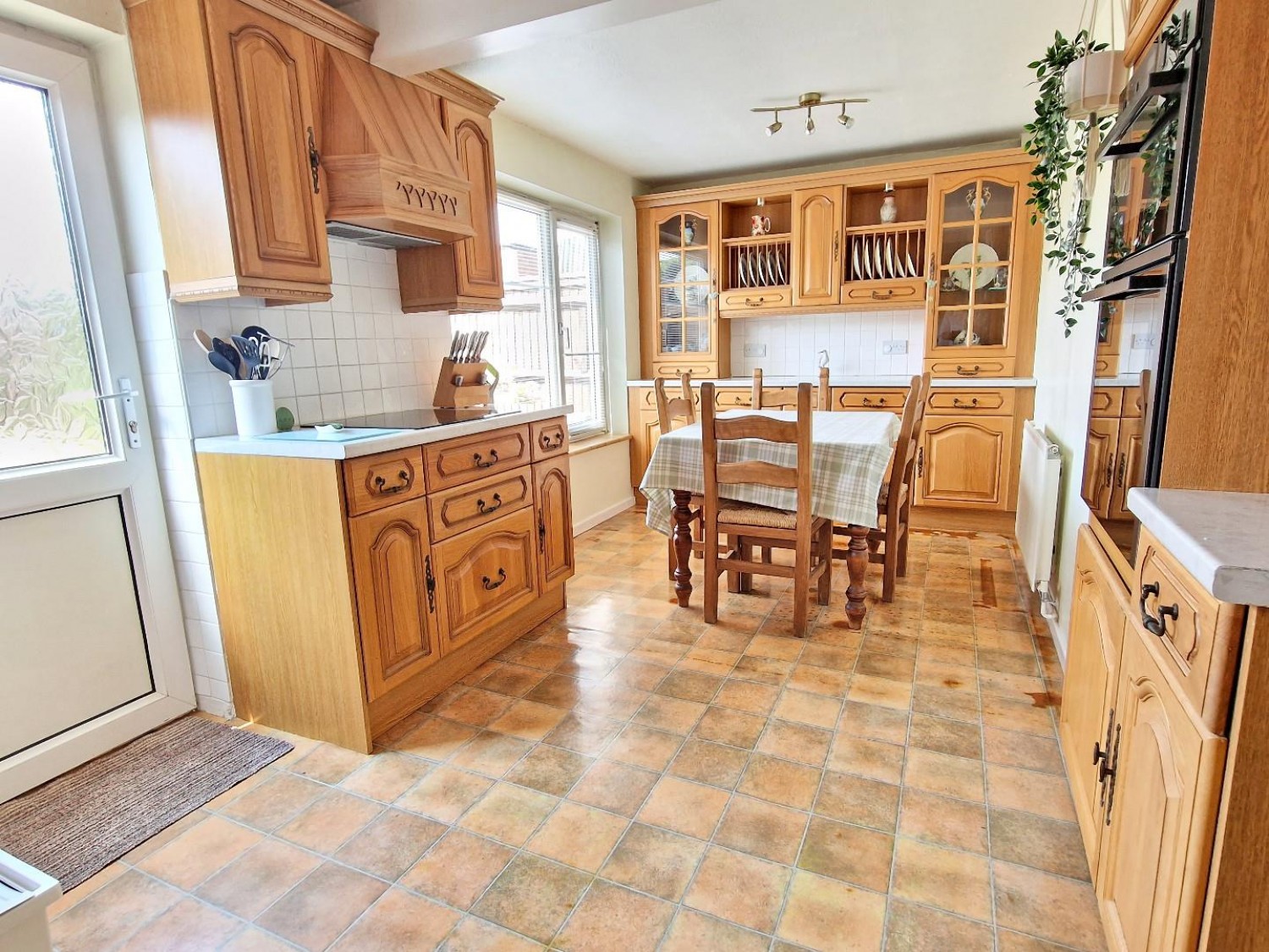 3 bedroom House for sale in Leach Road, Bicester