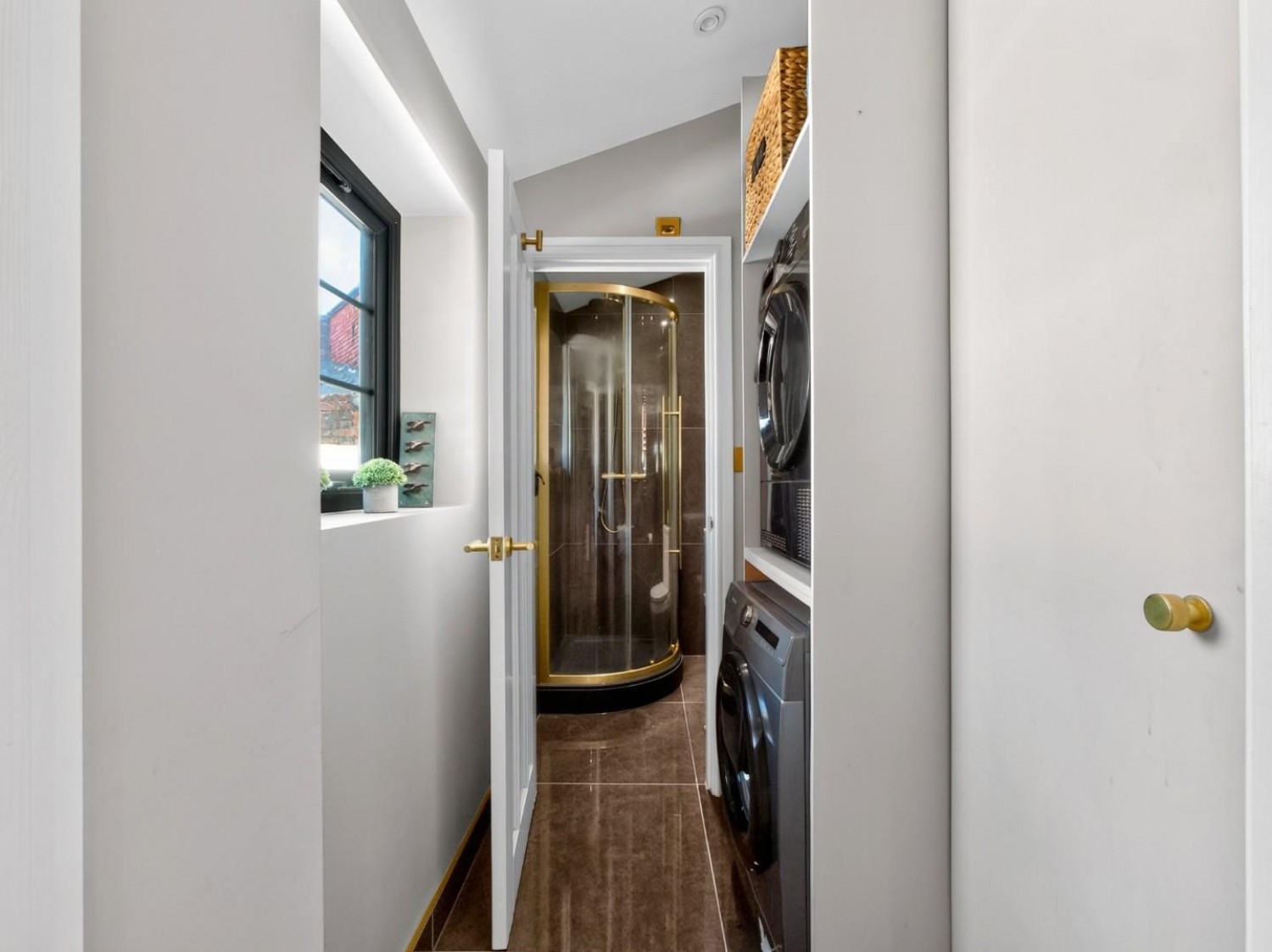 2 bedroom House for sale in Neville Terrace, York