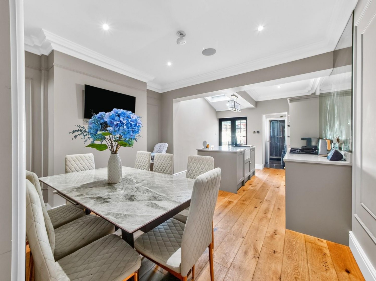 2 bedroom House for sale in Neville Terrace, York