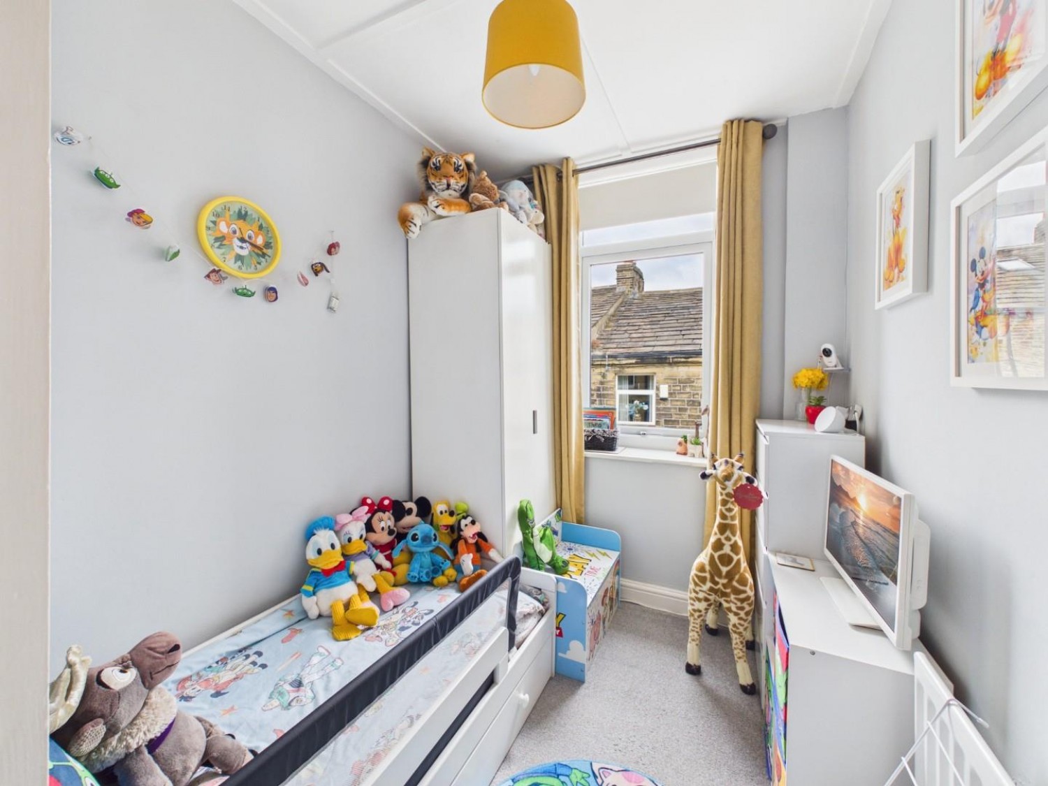 3 bedroom House for sale in Victoria Street, Wilsden, Bradford