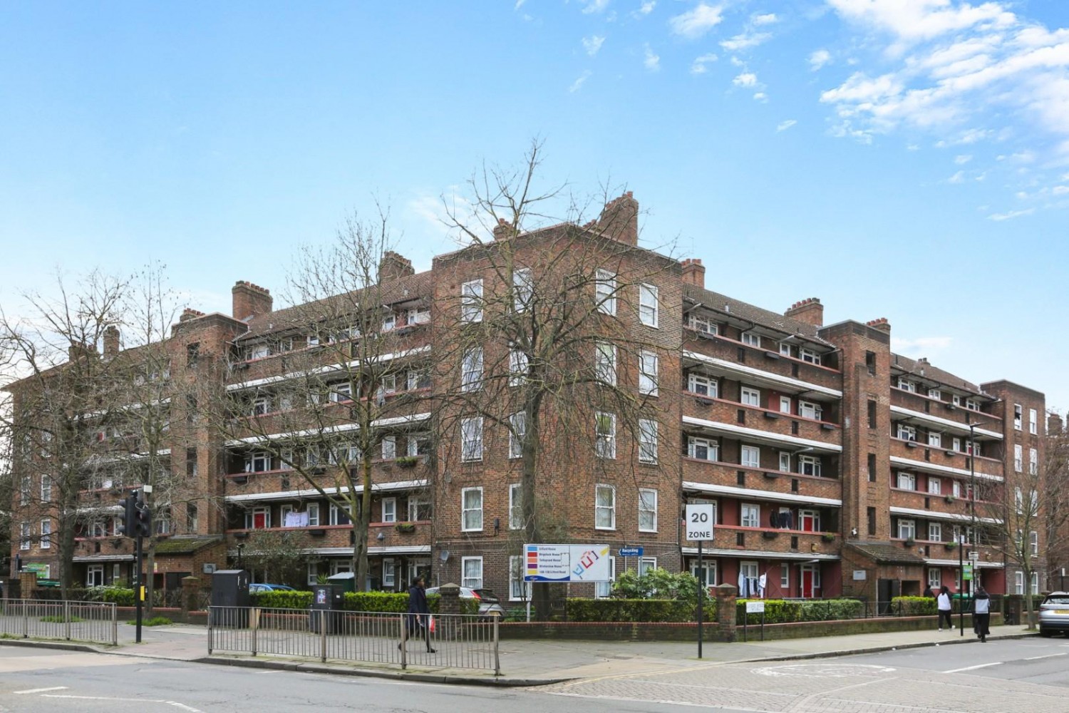 3 bedroom Flat for sale in Lilford Road, London, SE5