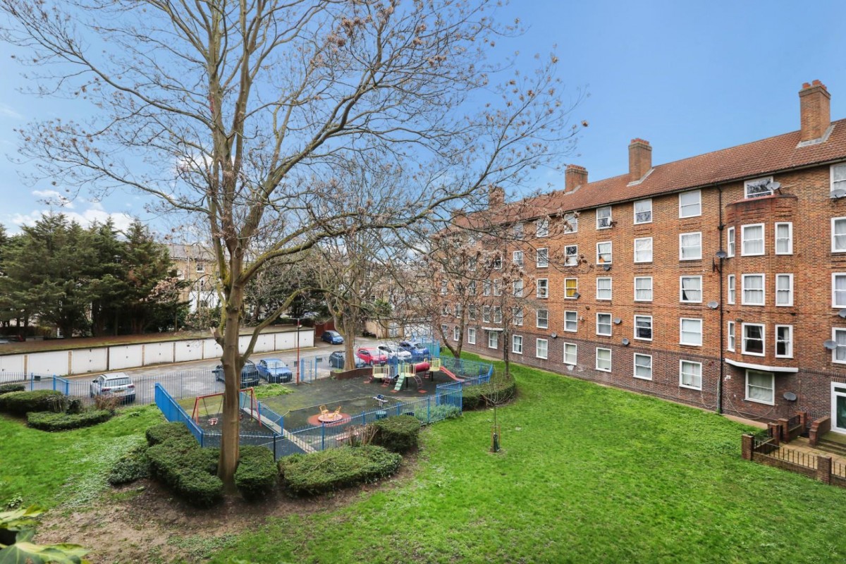 Lilford Road, London, SE5