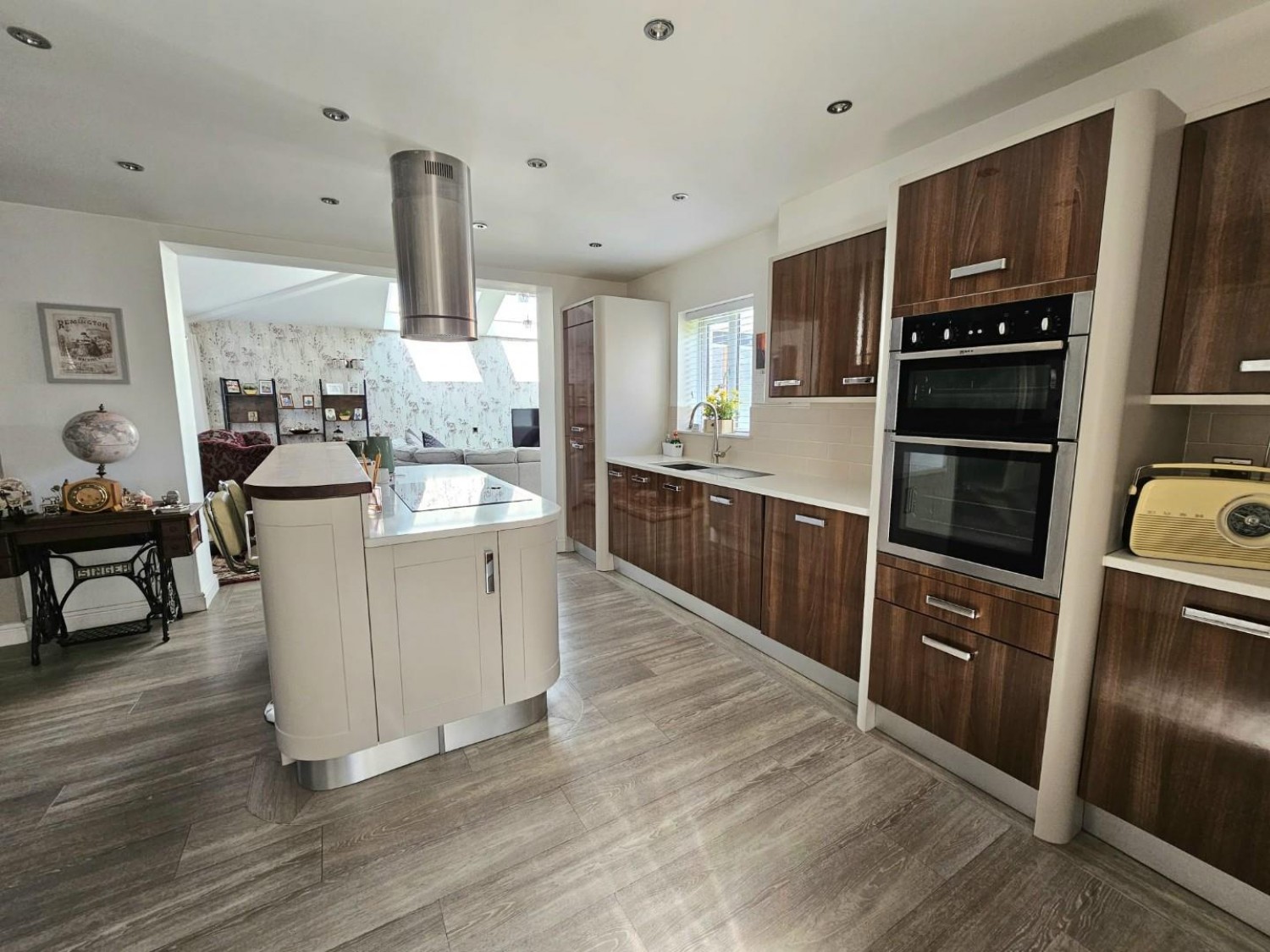 4 bedroom House for sale in Cromwell Close, Newtown, Berkeley