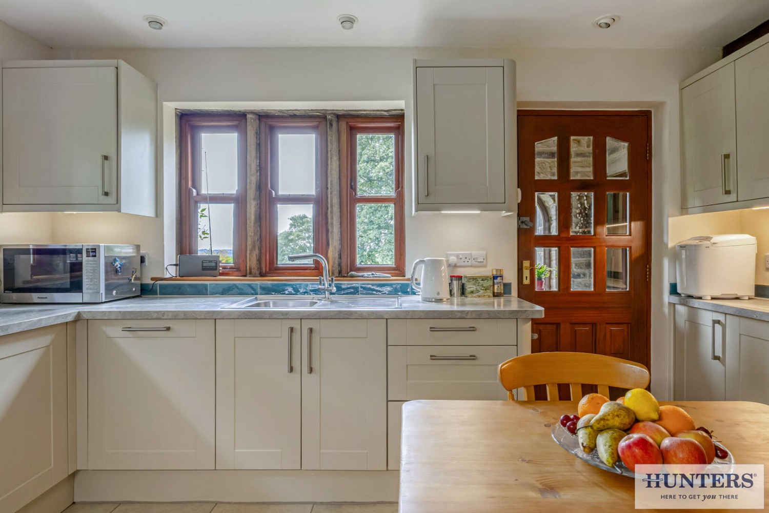 4 bedroom House for sale in Town Street, Rawdon, Leeds
