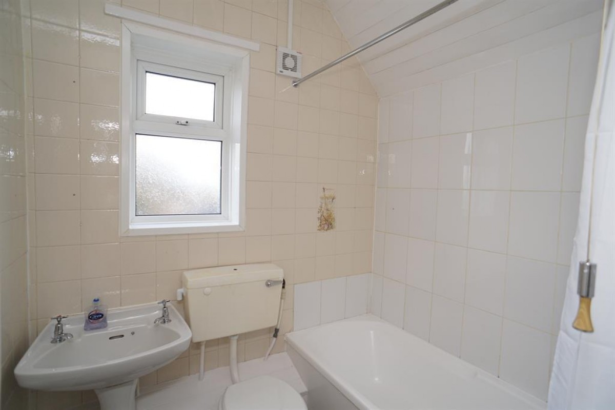 Heavygate Avenue, Crookes, Sheffield, S10 1QF