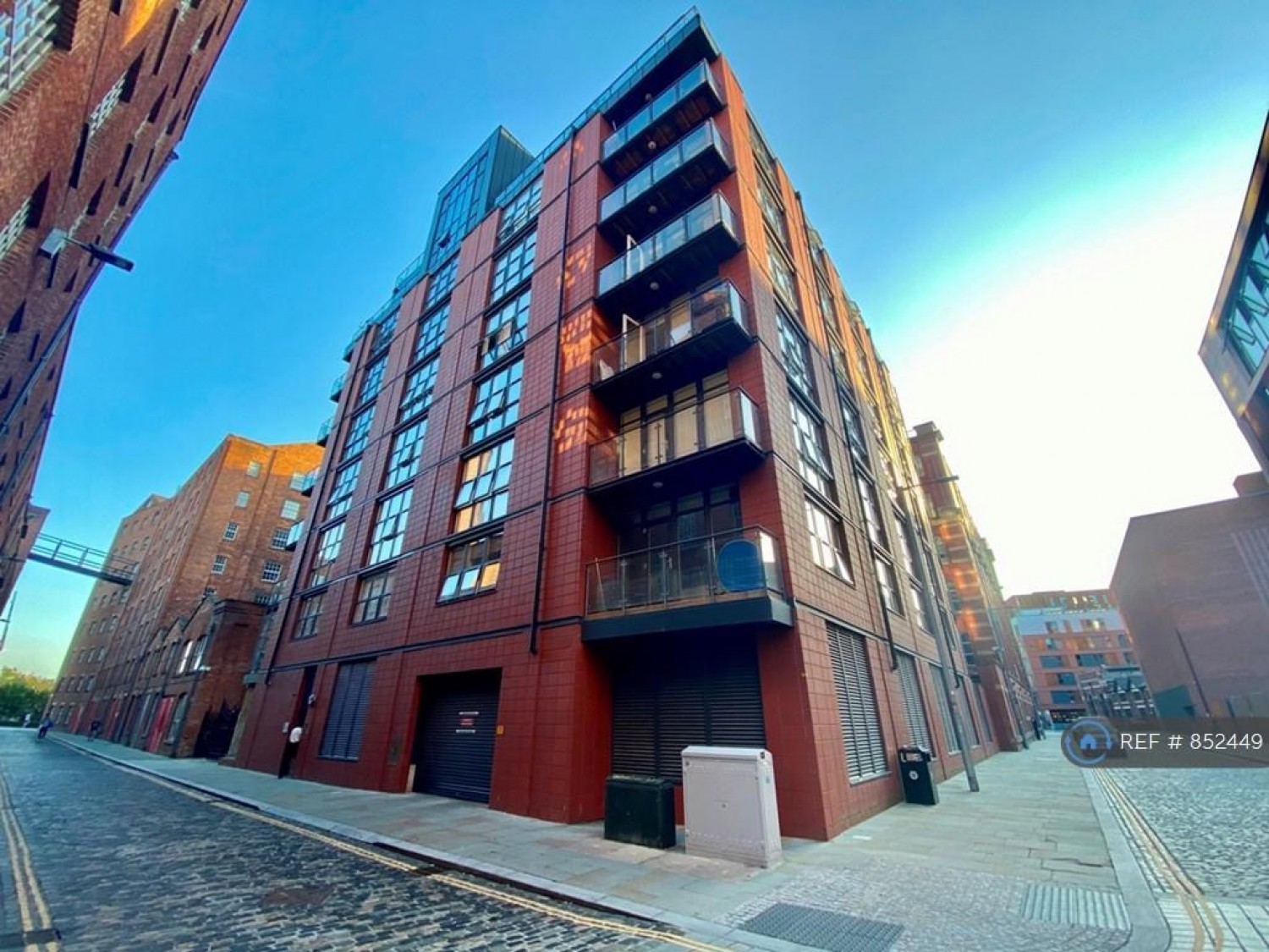 2 bedroom Flat to let in Murray Street, Manchester