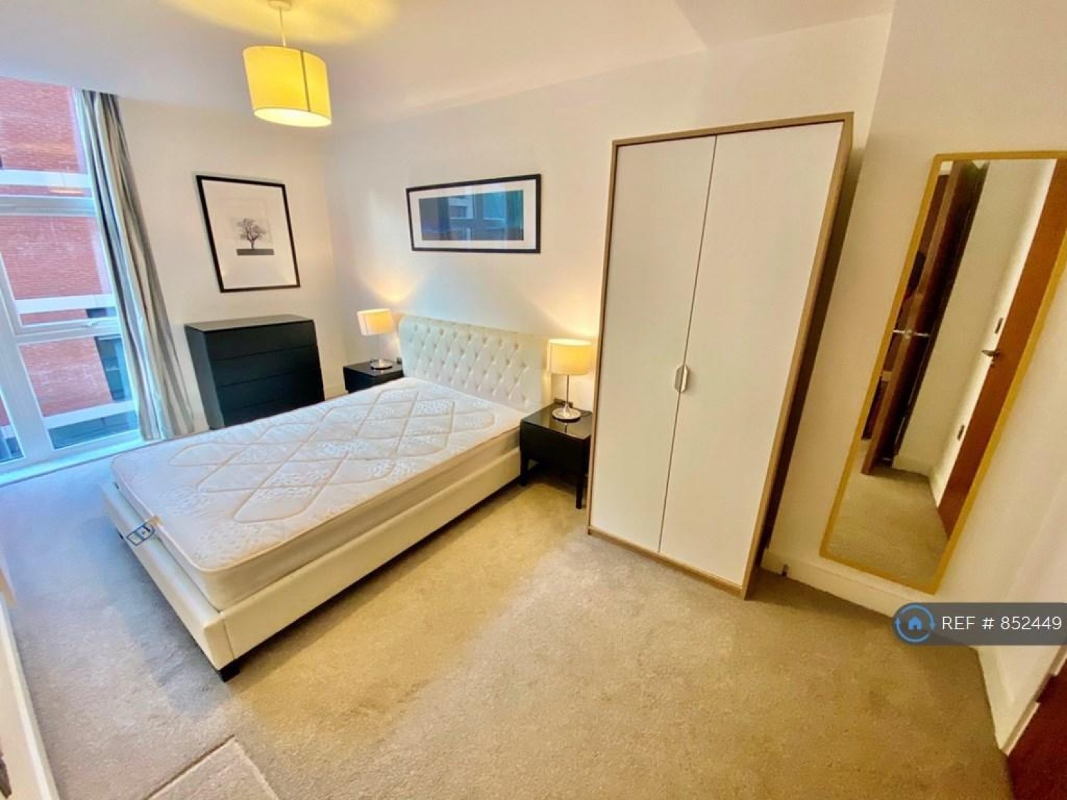 2 bedroom Flat to let in Murray Street, Manchester