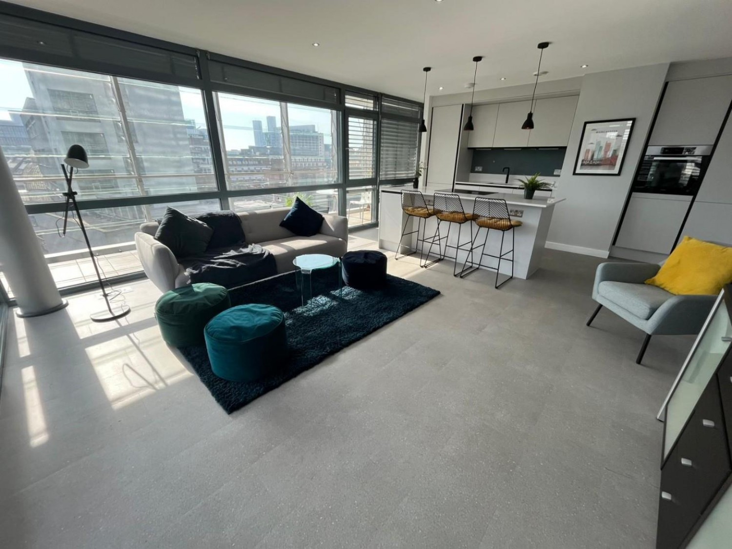 2 bedroom Flat to let in 1 Deansgate, Manchester