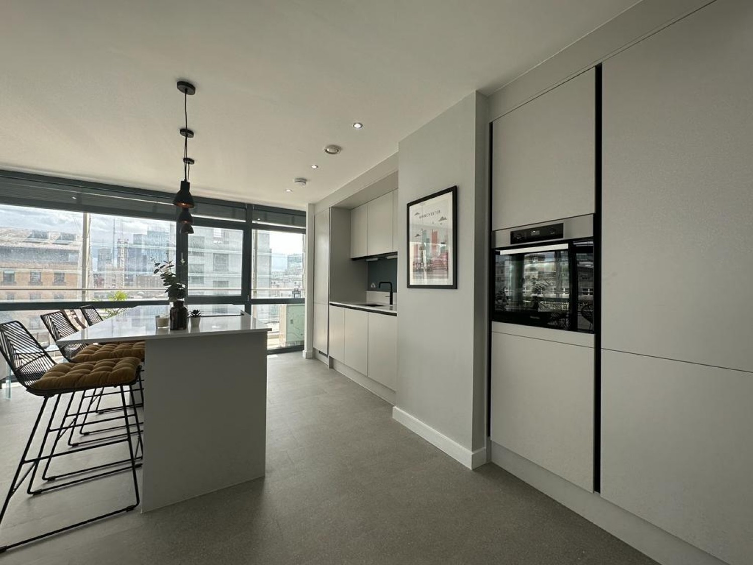2 bedroom Flat to let in 1 Deansgate, Manchester