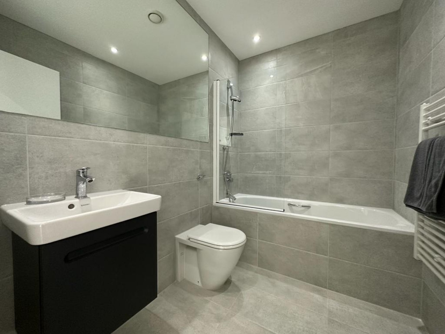 2 bedroom Flat to let in 1 Deansgate, Manchester