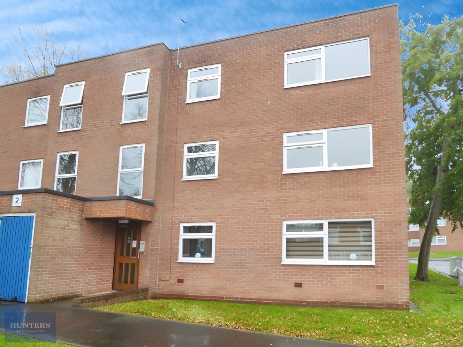 2 bedroom Flat to let in 2 Chad Valley Close, Harborne, Birmingham, B17