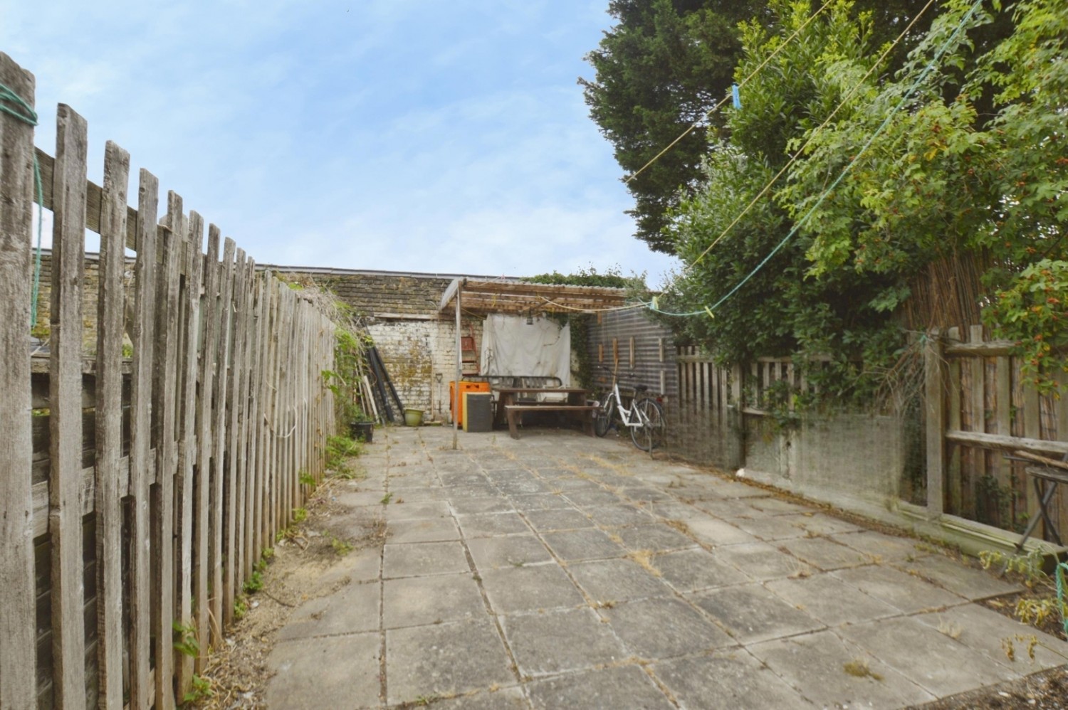 3 bedroom House for sale in Clifton Road, Forest Gate, London, E7 8QE
