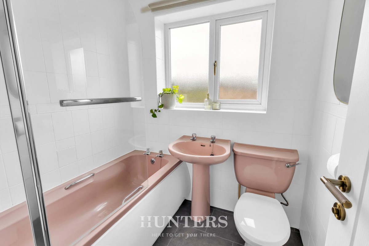 St. Dominics Way, Alkrington, Middleton, M24