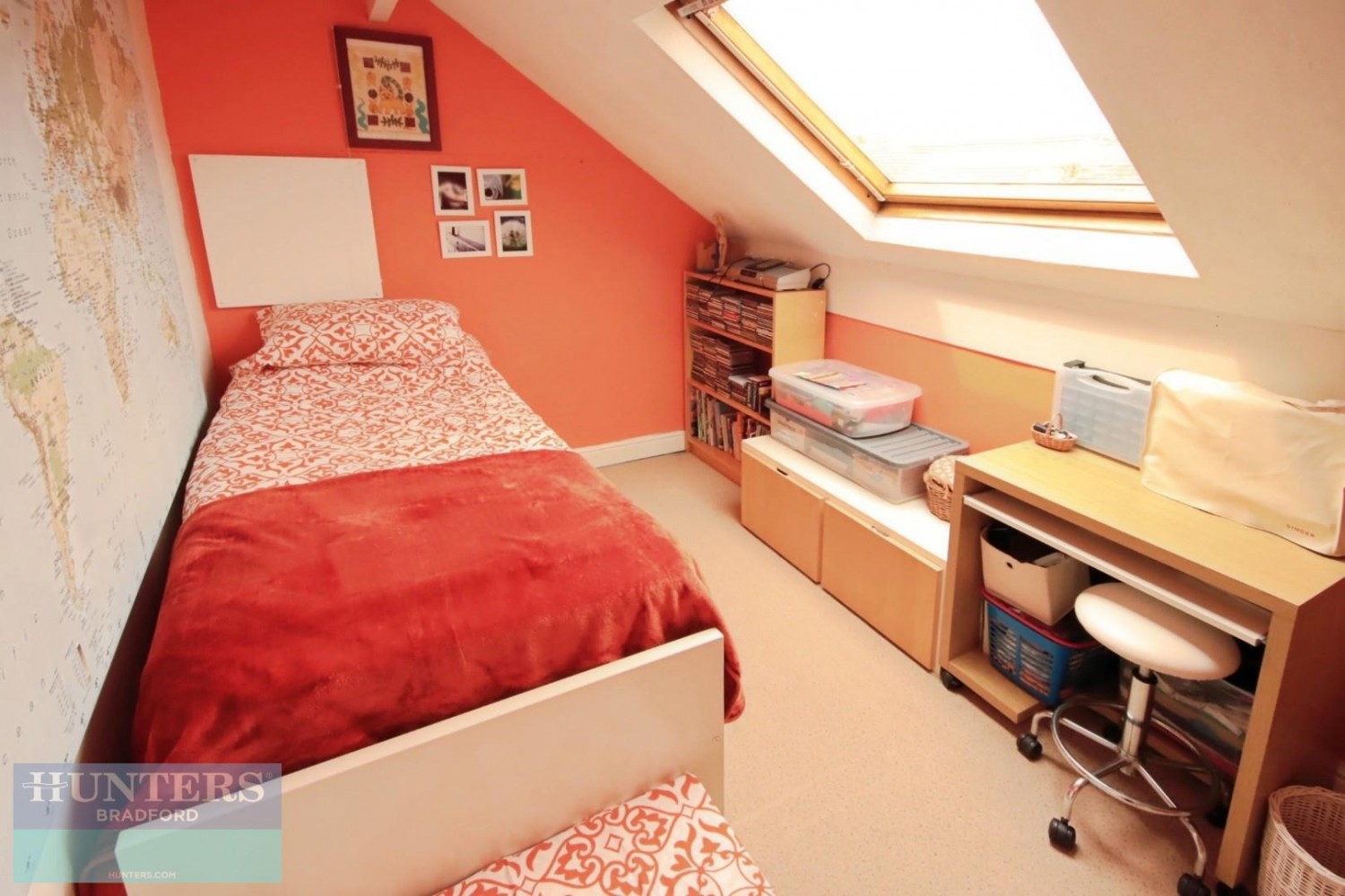 5 bedroom House for sale in Holme Lane Bradford, West Yorkshire, BD4 0QA