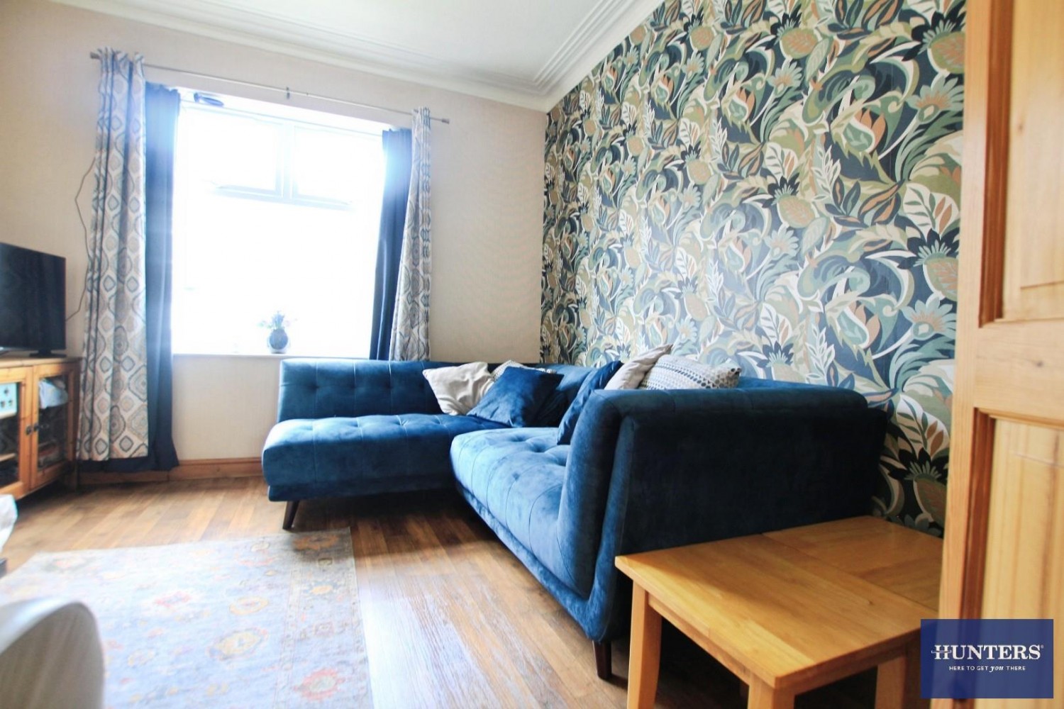 5 bedroom House for sale in Holme Lane Bradford, West Yorkshire, BD4 0QA