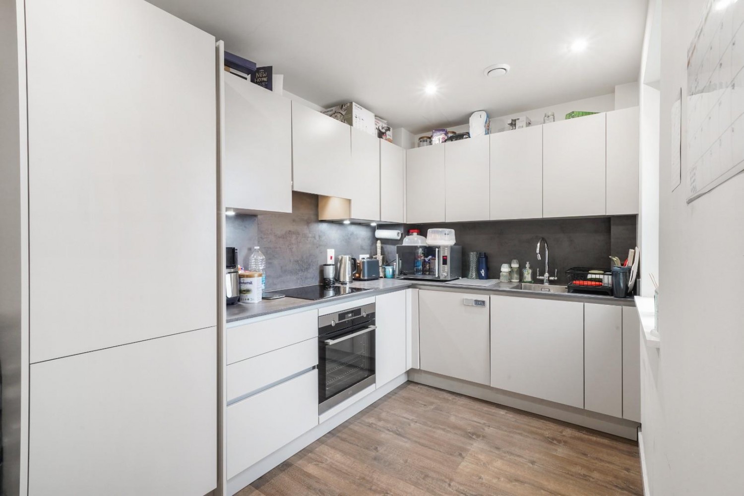 2 bedroom Flat to let in Meadowview Close, Harrow