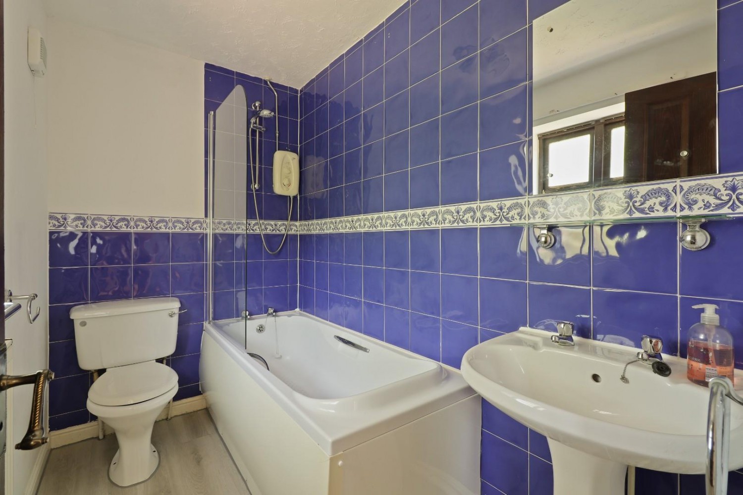 2 bedroom House for sale in Midvale Close, Upperthorpe, Sheffield