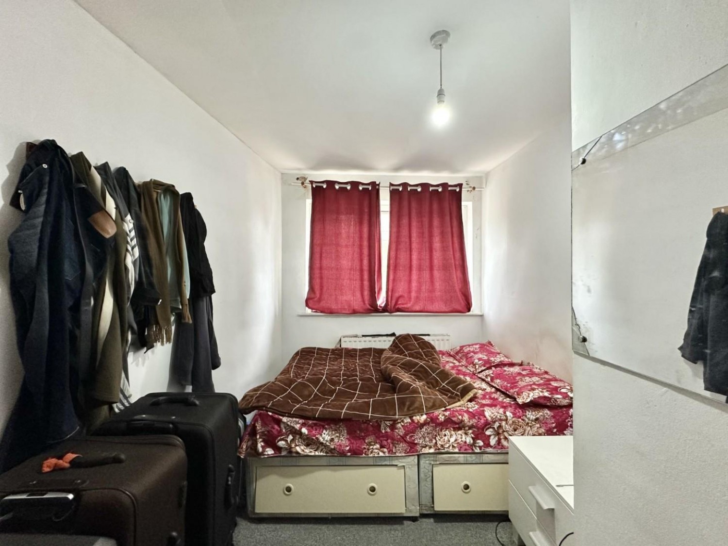 4 bedroom House for sale in Compton Road, Hayes