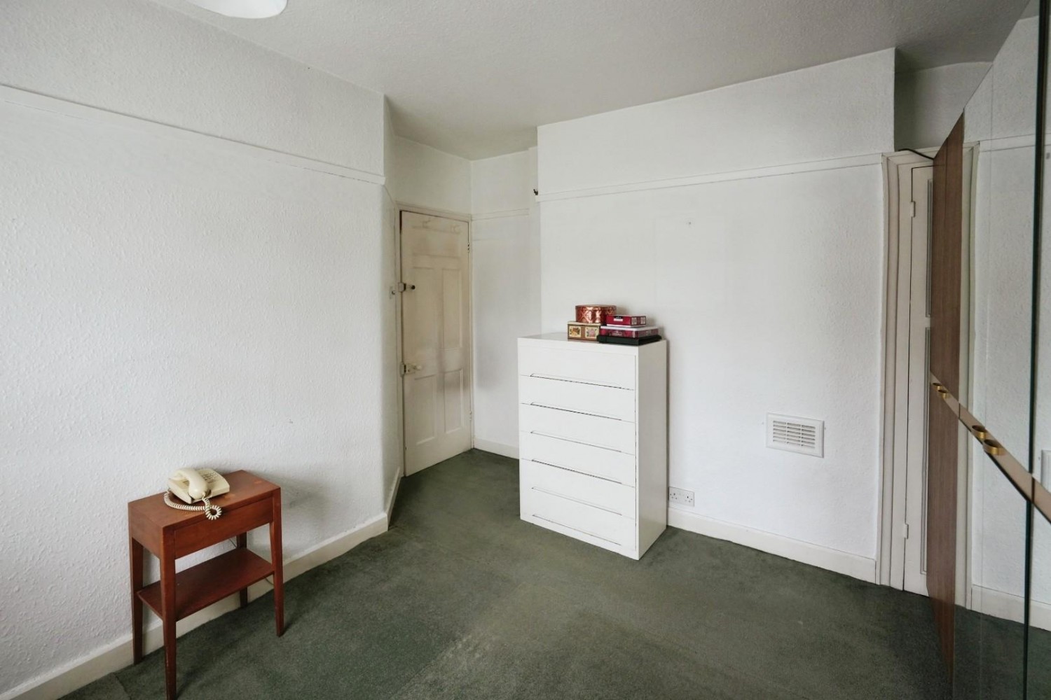 3 bedroom House for sale in Hillend Place, Manchester