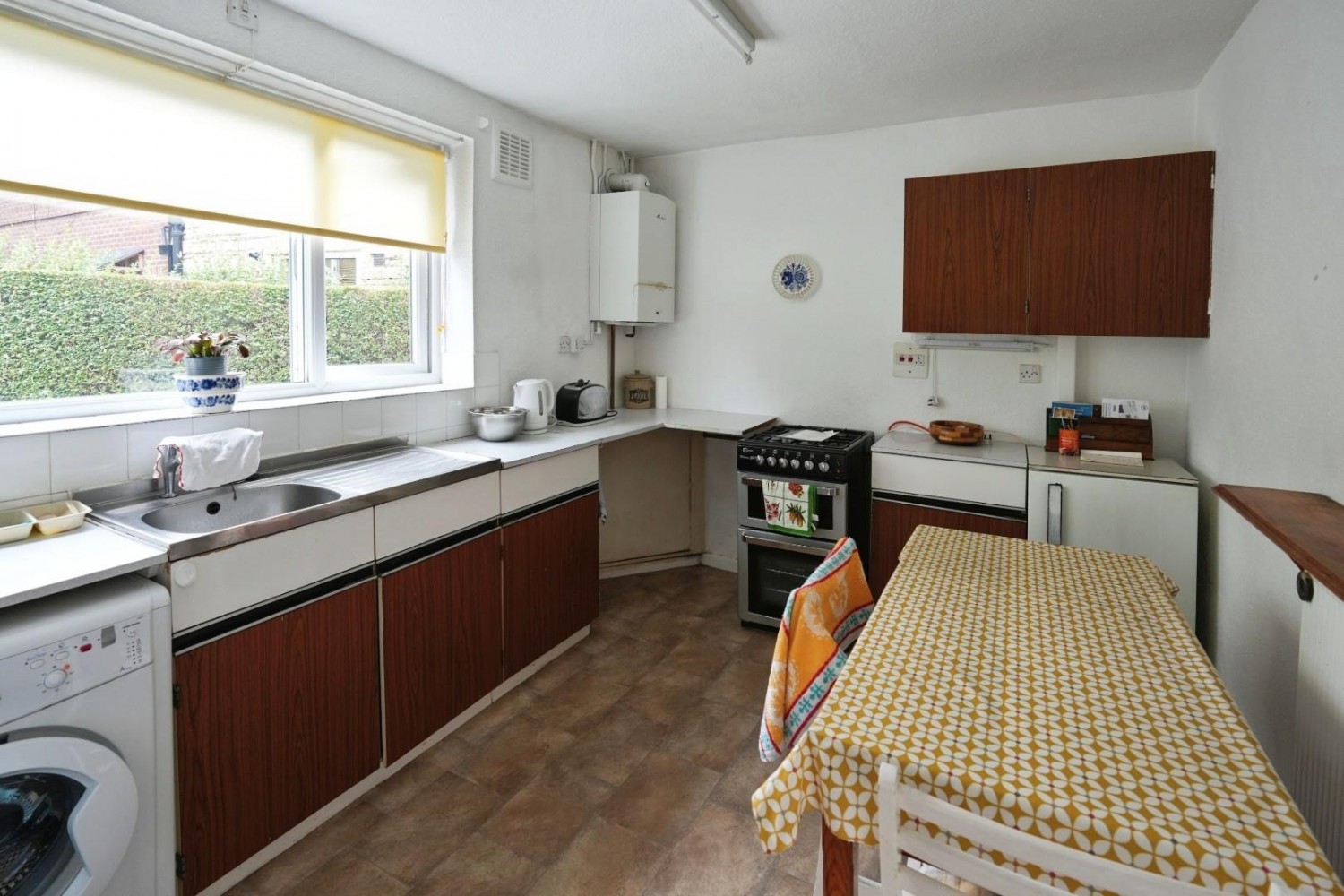 3 bedroom House for sale in Hillend Place, Manchester