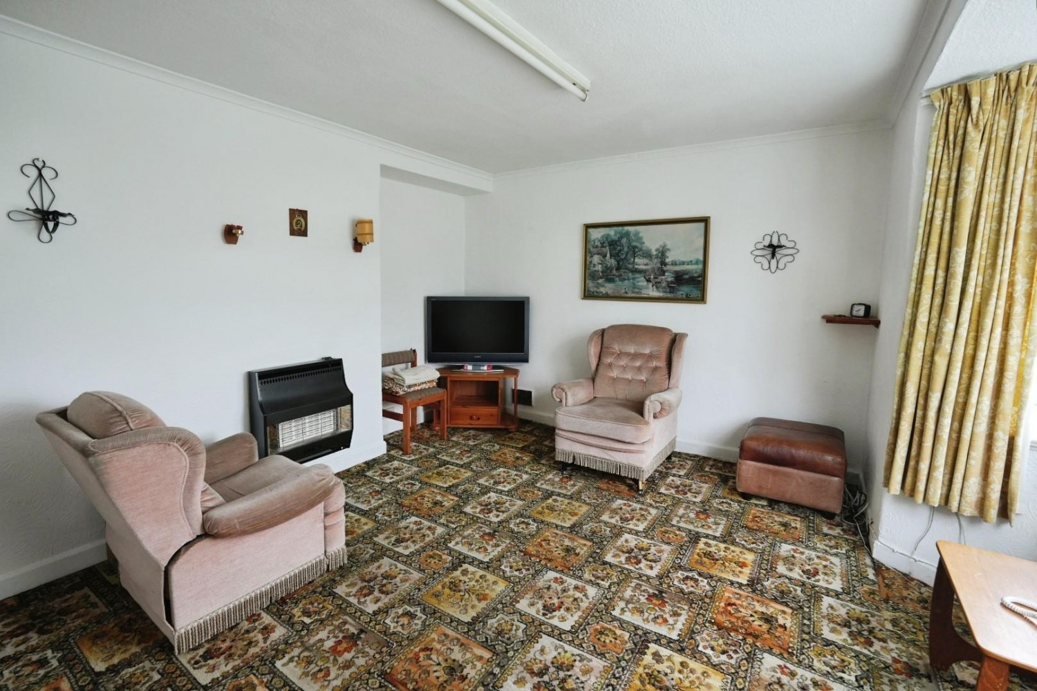 3 bedroom House for sale in Hillend Place, Manchester