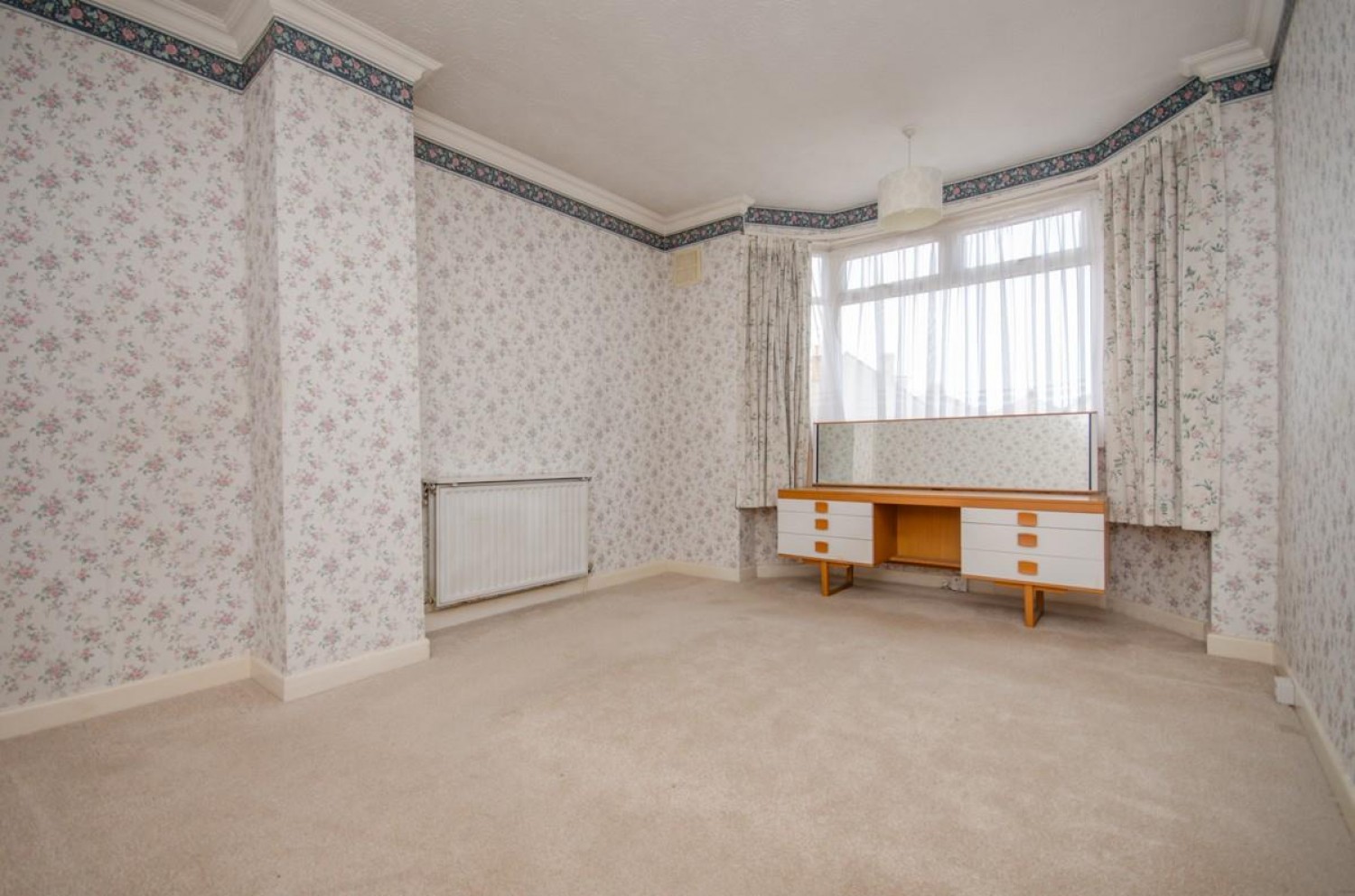 3 bedroom House for sale in Queensholm Crescent, Downend, Bristol, BS16 6LL