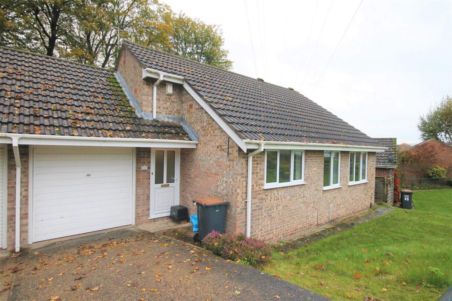 3 bedroom Bungalow to let in Old Trough Way, Harrogate