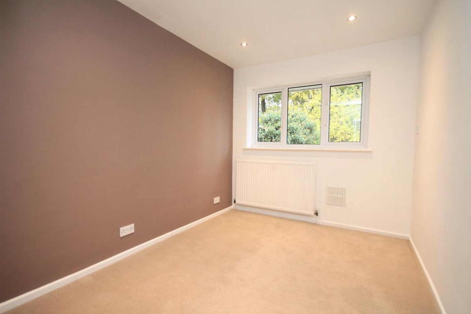 3 bedroom Bungalow to let in Old Trough Way, Harrogate