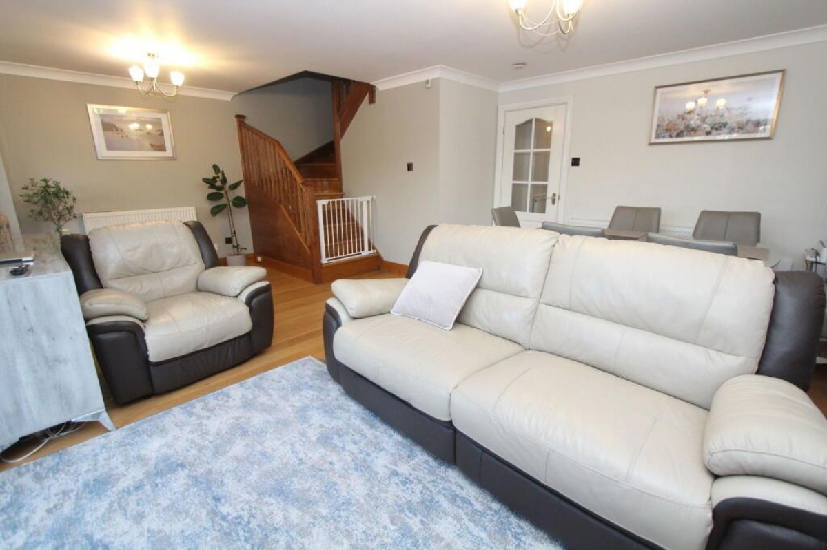 Fernhurst Drive, Brierley Hill, DY5 4PU