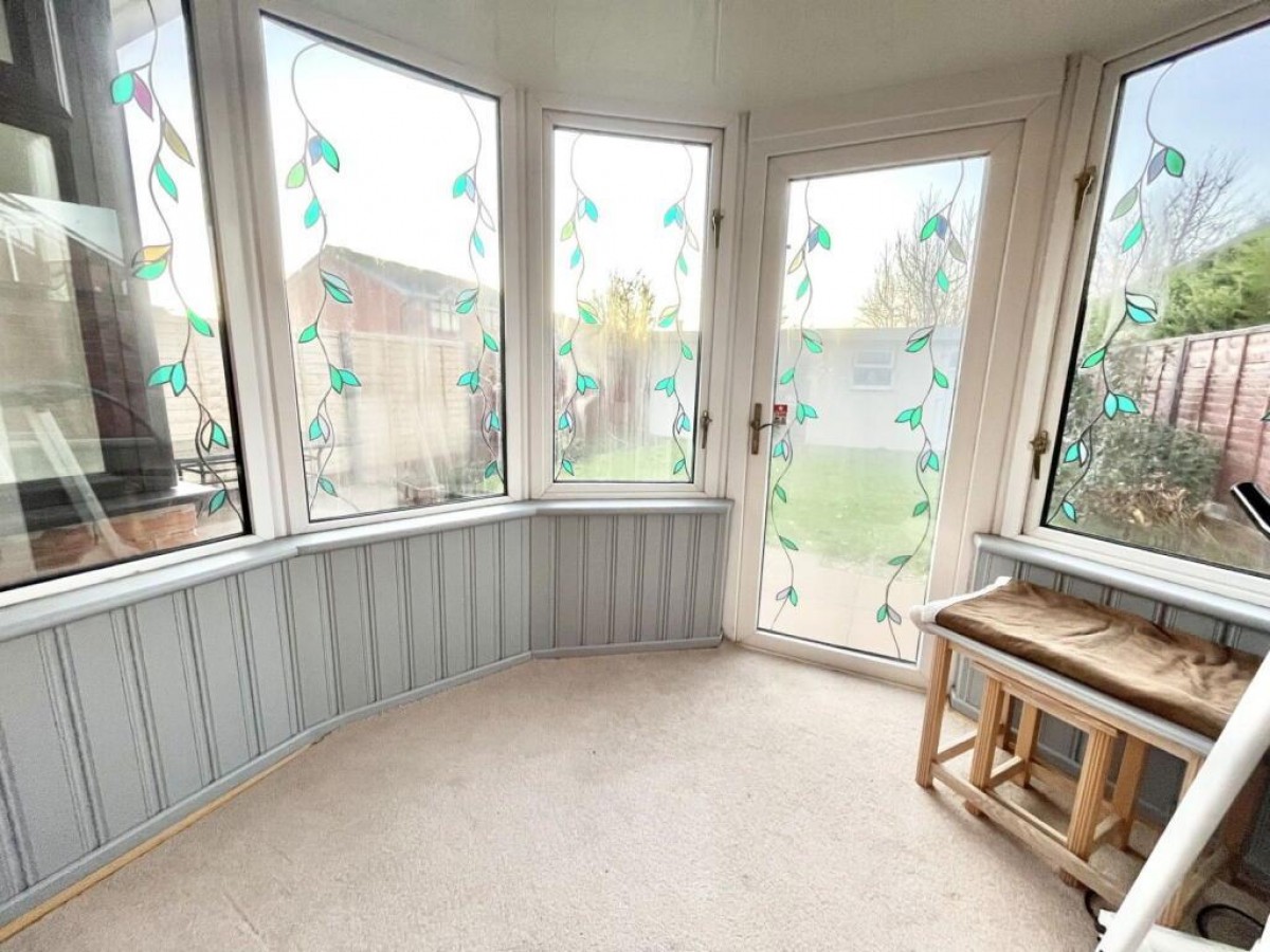 Fernhurst Drive, Brierley Hill, DY5 4PU
