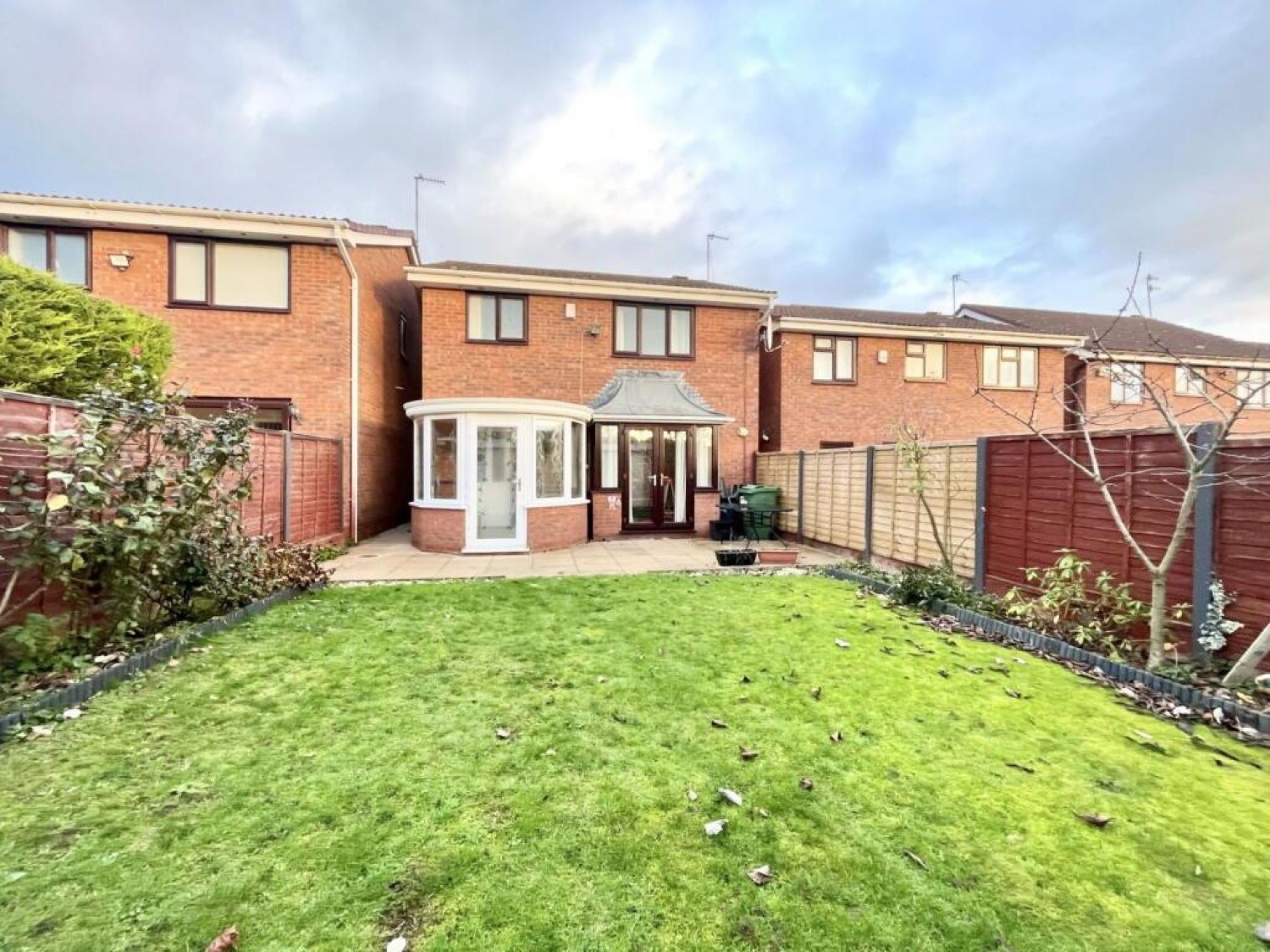 3 bedroom House for sale in Fernhurst Drive, Brierley Hill, DY5 4PU