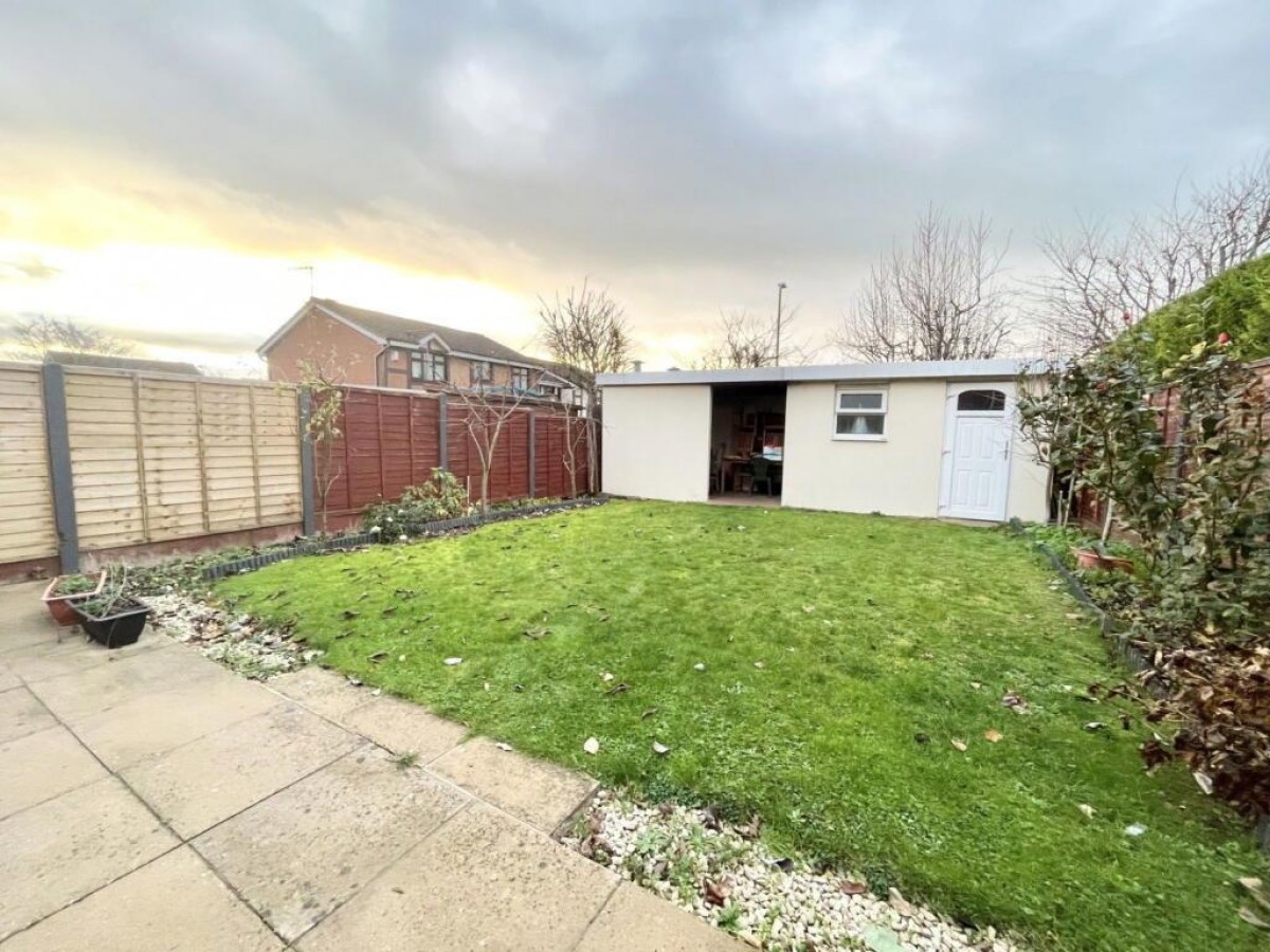 Fernhurst Drive, Brierley Hill, DY5 4PU