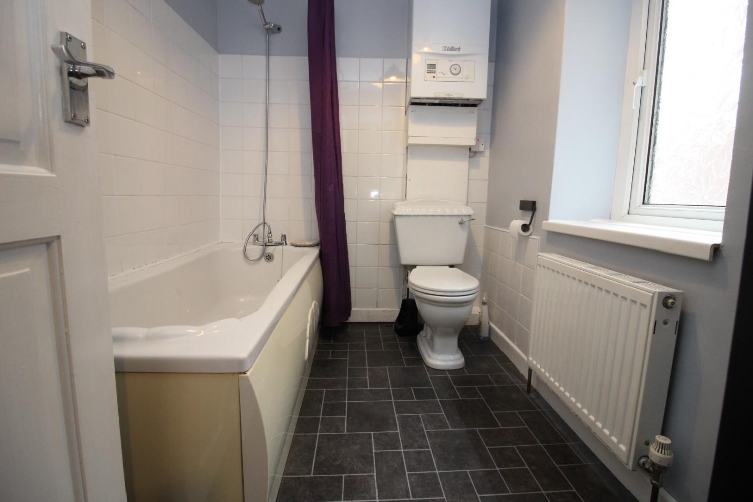2 bedroom House to let in Reservoir Street, Darwen
