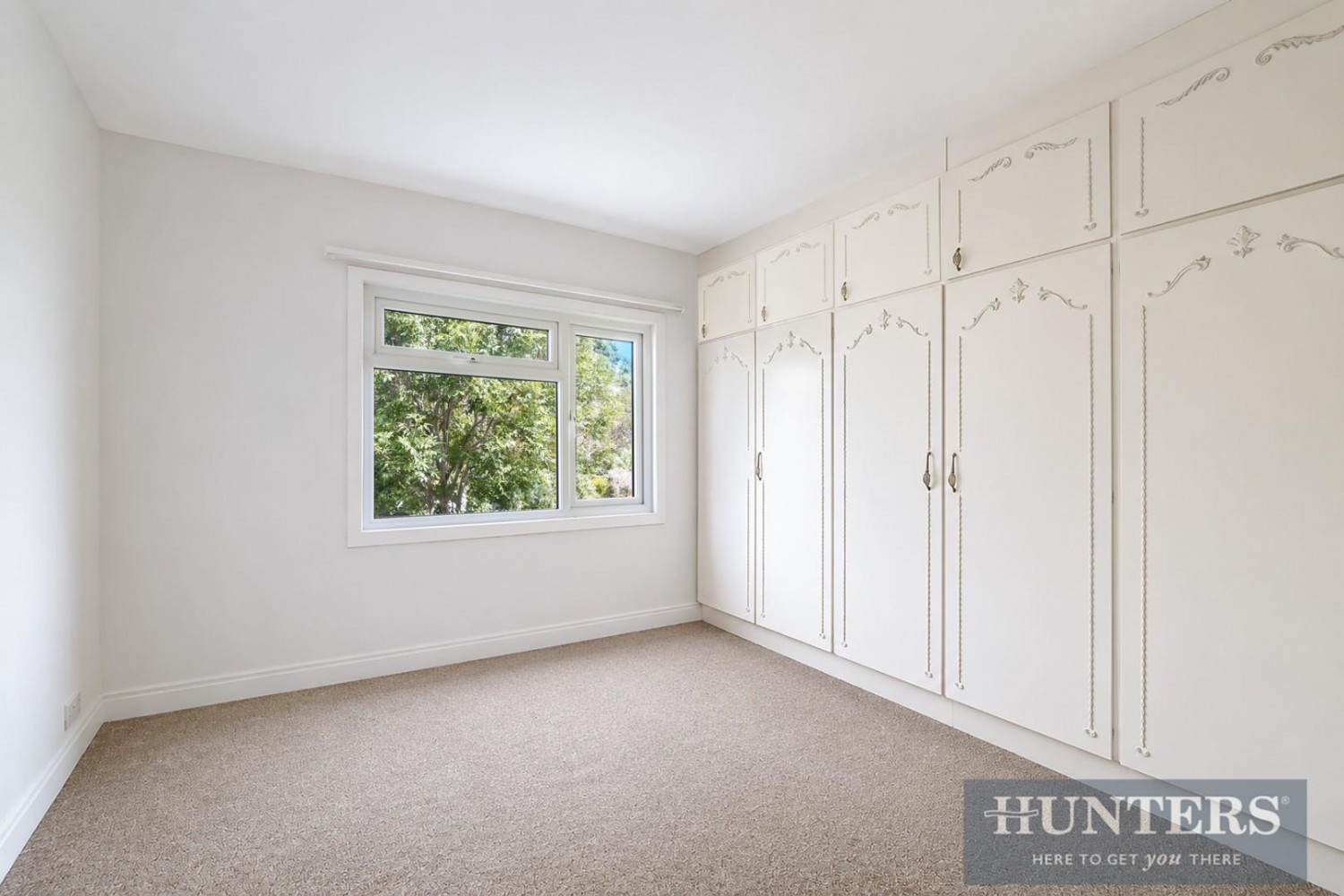 3 bedroom House for sale in Courtenay Road, Worcester Park.