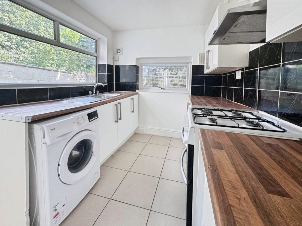 March Road, Liverpool, L6 4DA