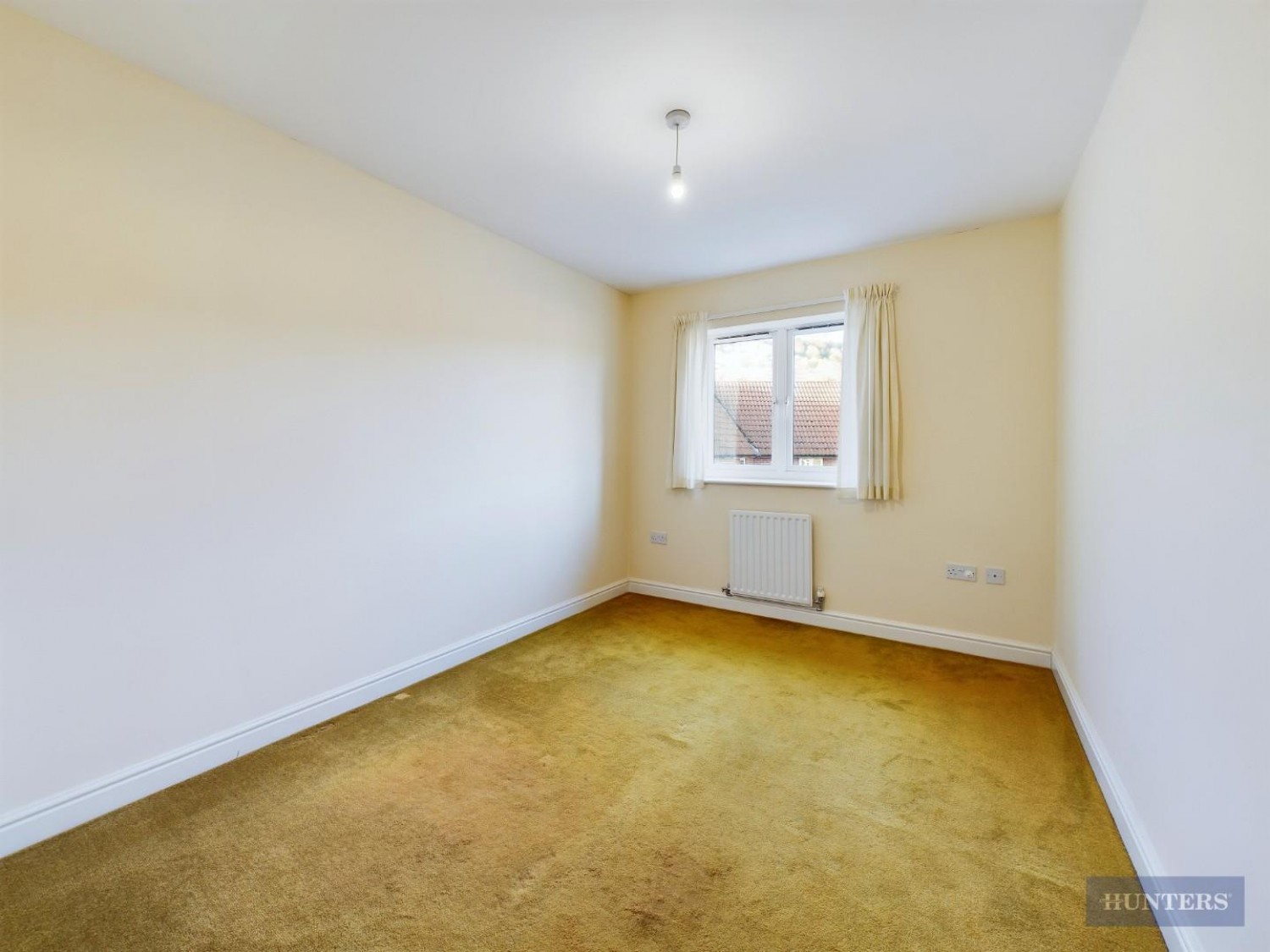 2 bedroom Flat for sale in Ingle Close, Scarborough