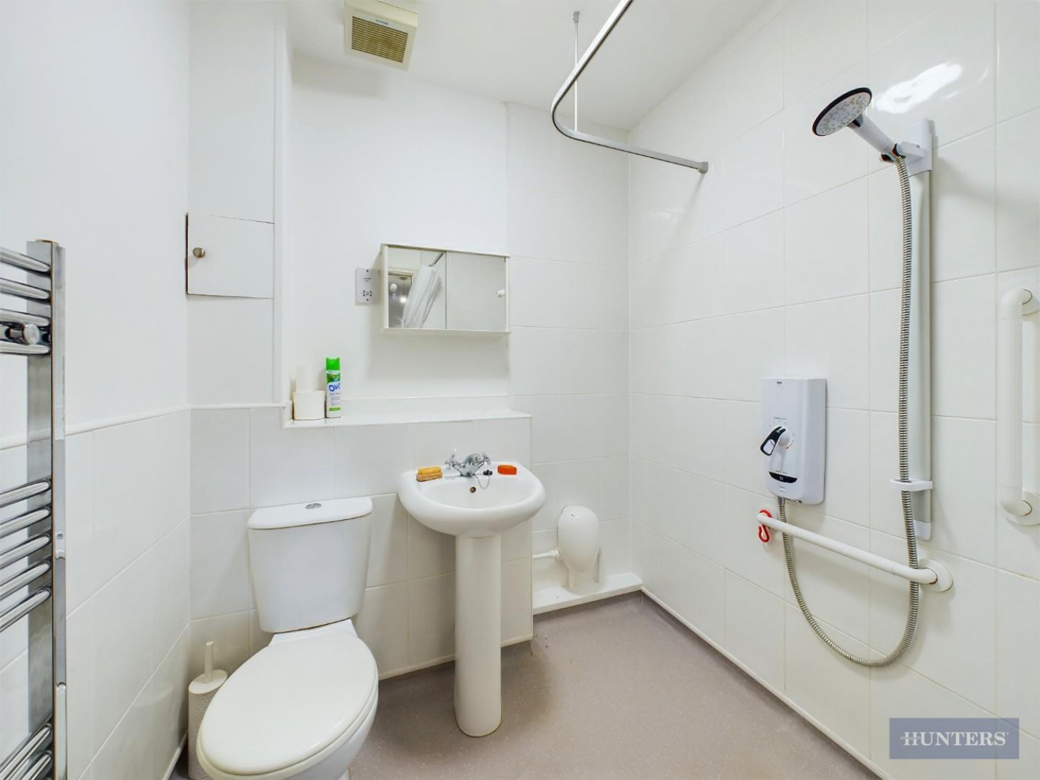 2 bedroom Flat for sale in Ingle Close, Scarborough