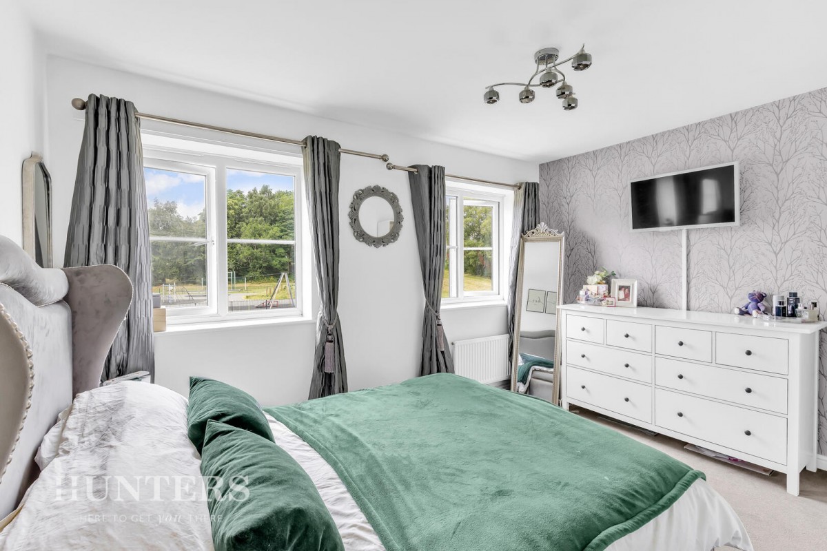 Oakhurst Drive, Wardle OL12 9SY