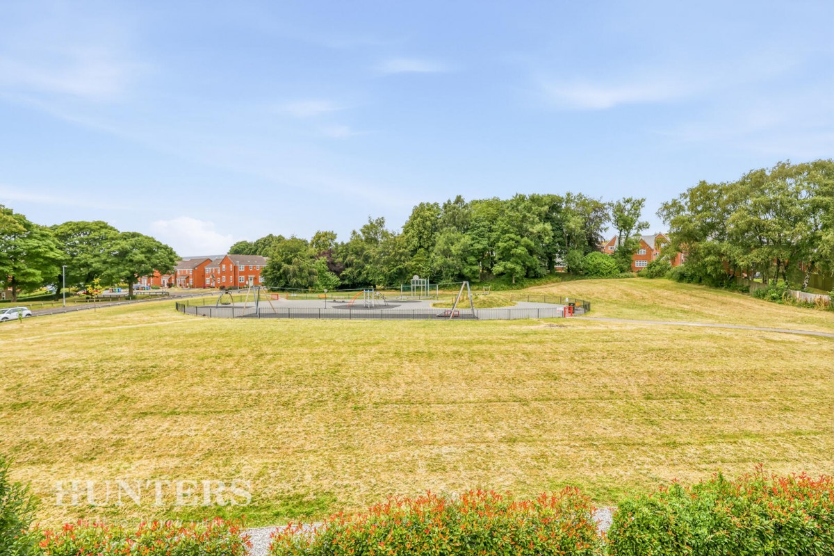 Oakhurst Drive, Wardle OL12 9SY