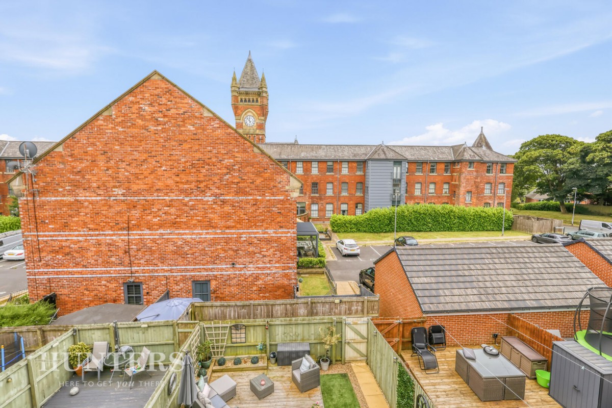 Oakhurst Drive, Wardle OL12 9SY